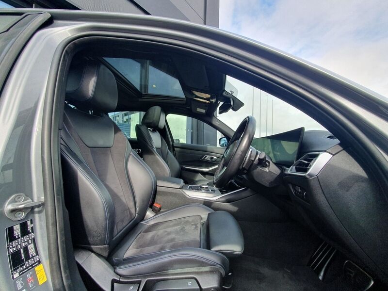 More views of BMW 3-Series