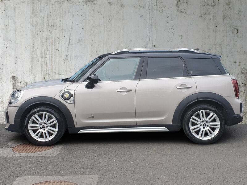 More views of Mini Countryman