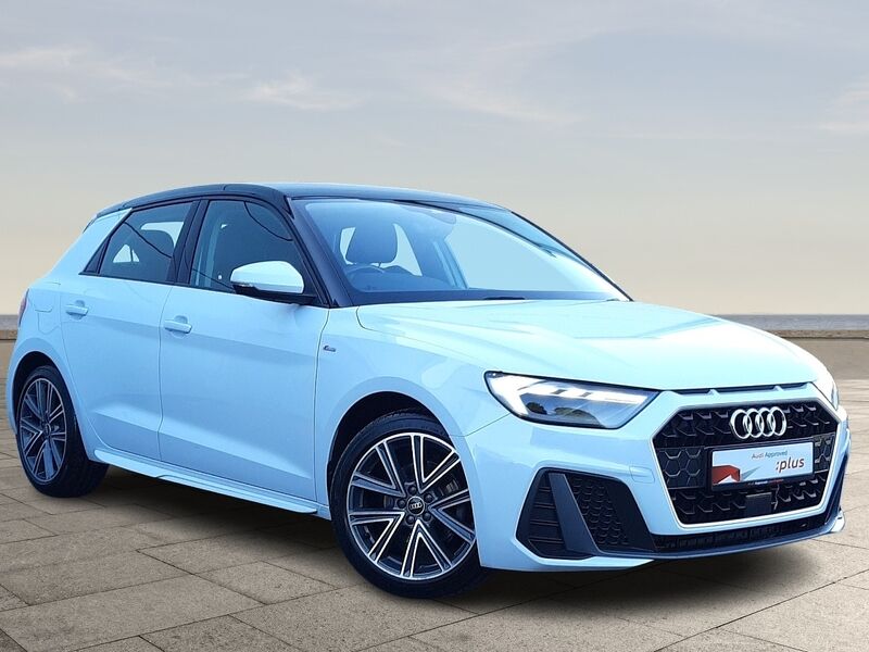 More views of Audi A1