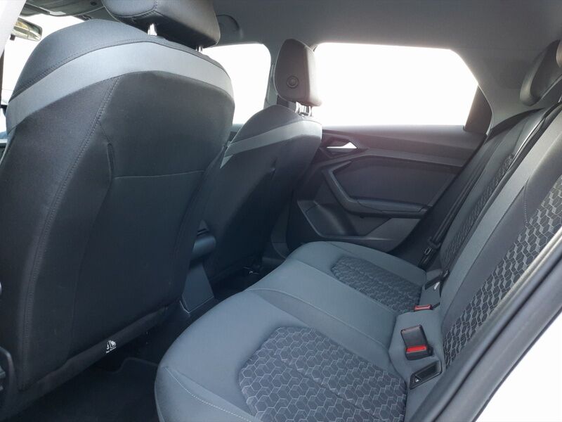 More views of Audi A1