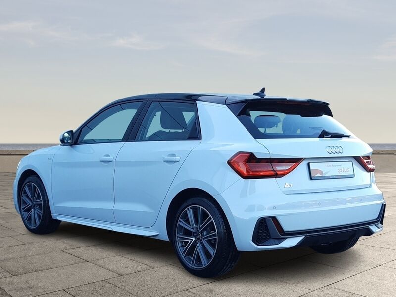 More views of Audi A1
