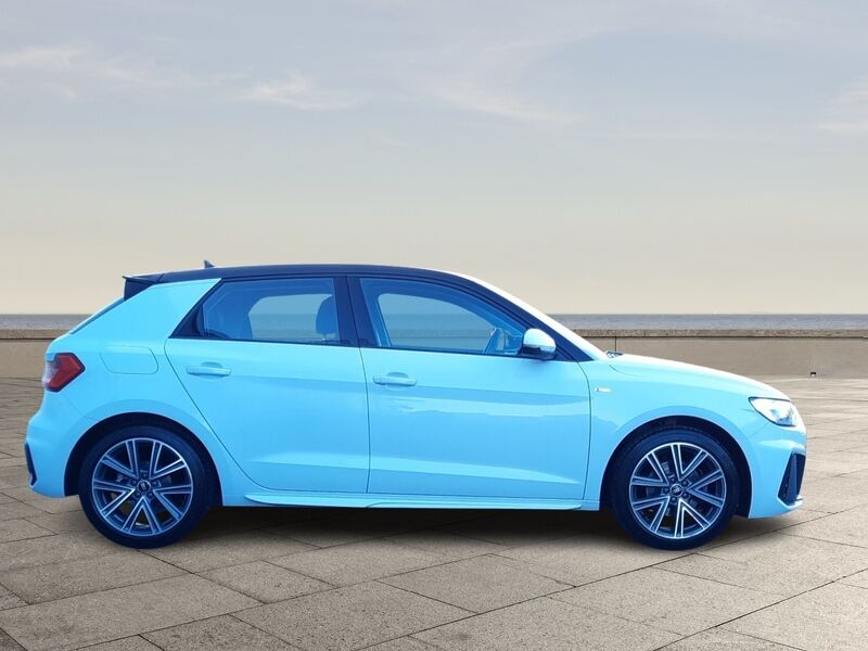 More views of Audi A1