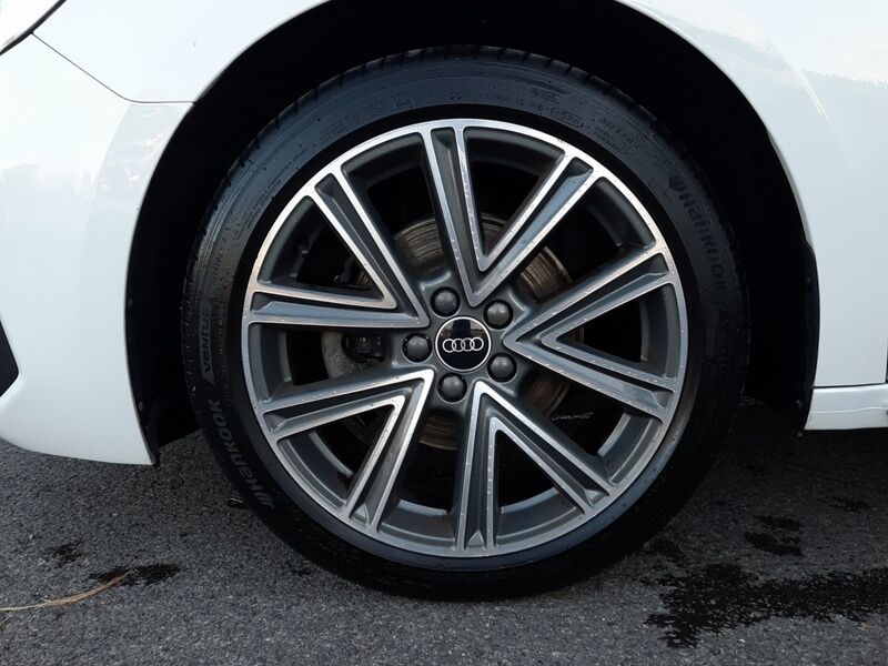 More views of Audi A1