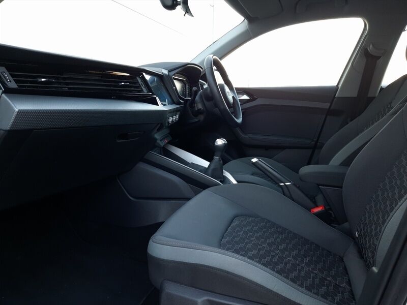 More views of Audi A1