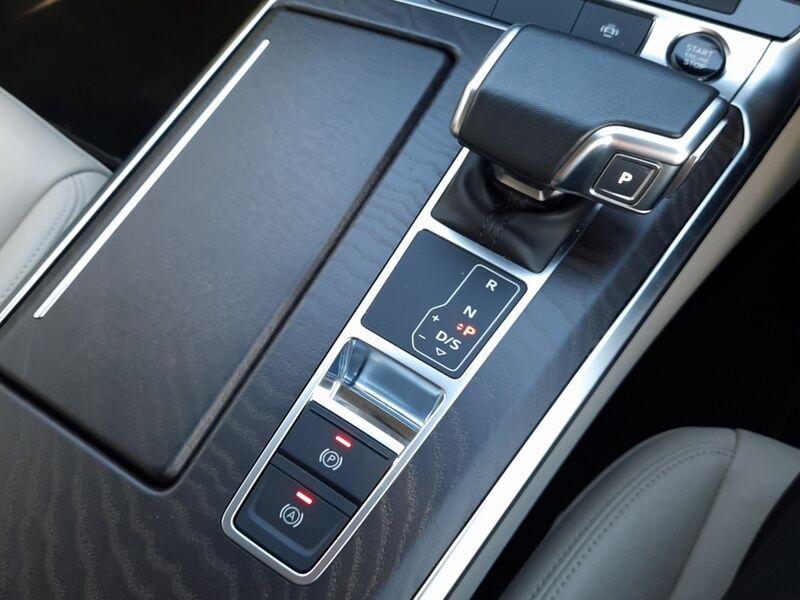 More views of Audi A6