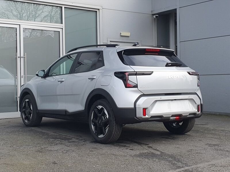 More views of Kia Stonic