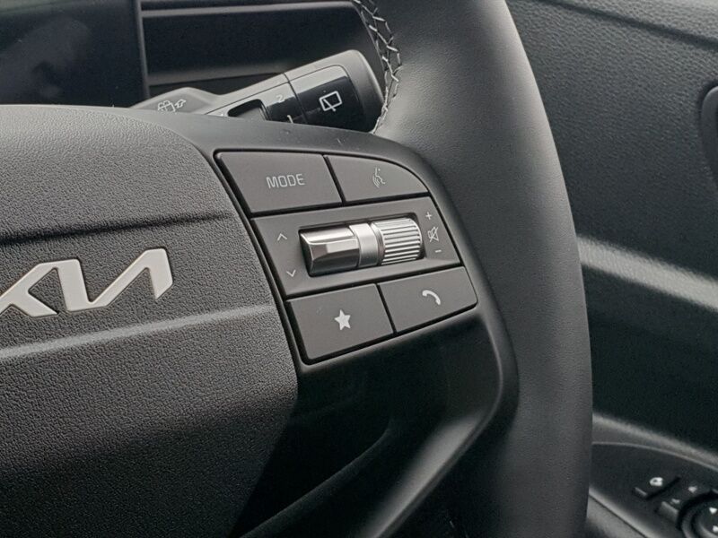 More views of Kia Stonic