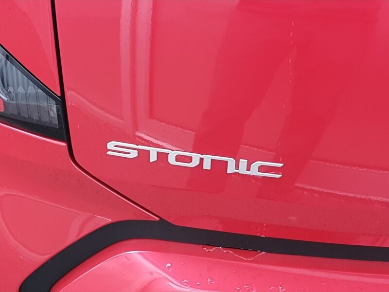 More views of Kia Stonic