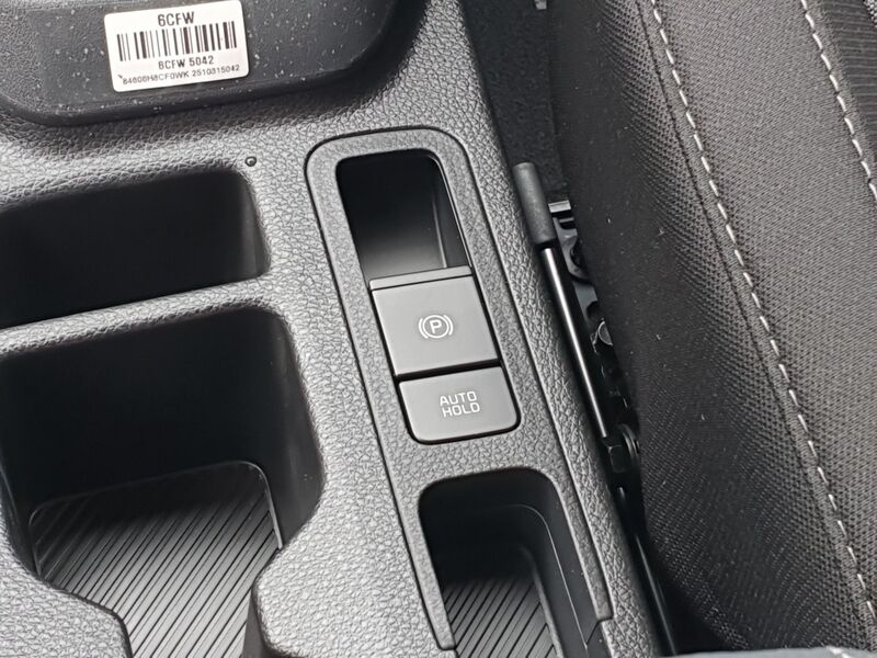 More views of Kia Stonic