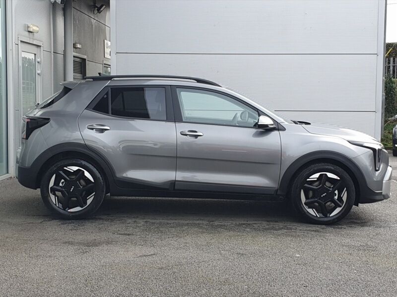 More views of Kia Stonic