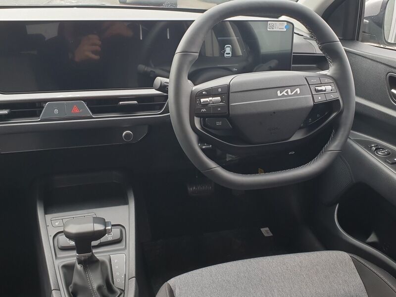 More views of Kia Stonic