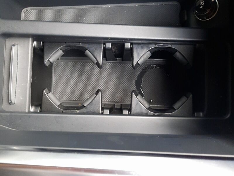 More views of Audi e-tron