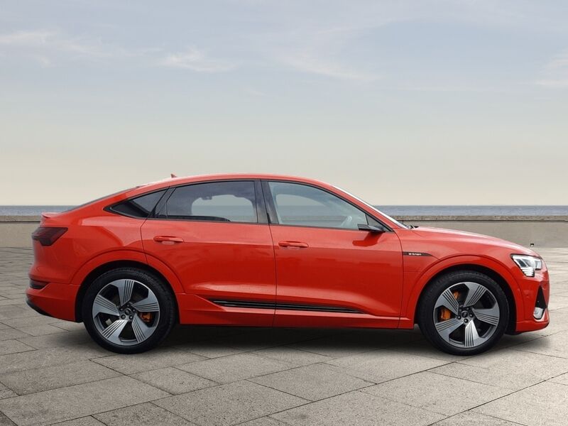 More views of Audi e-tron