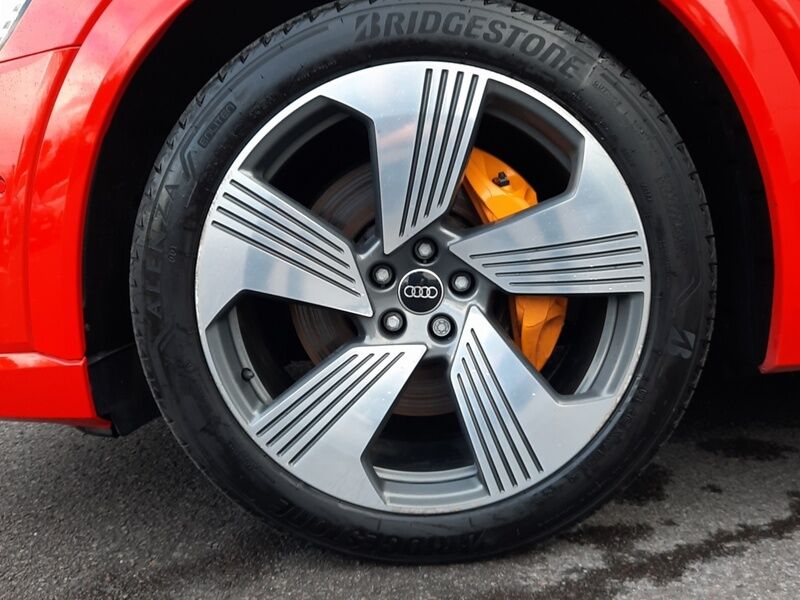 More views of Audi e-tron