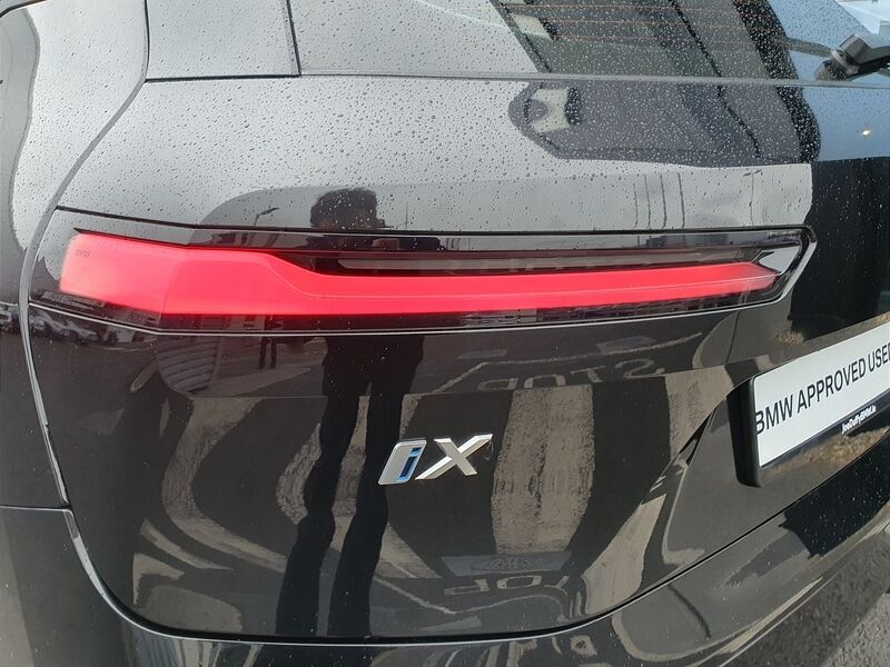 More views of BMW iX