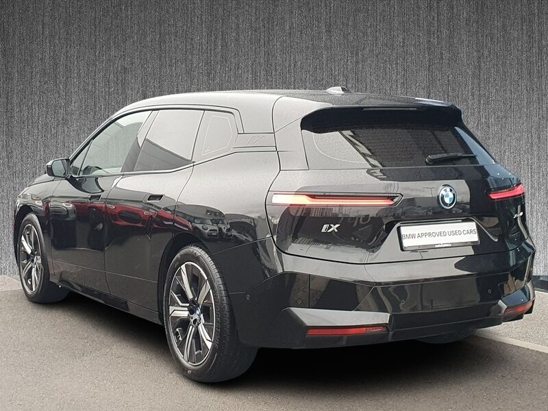 More views of BMW iX