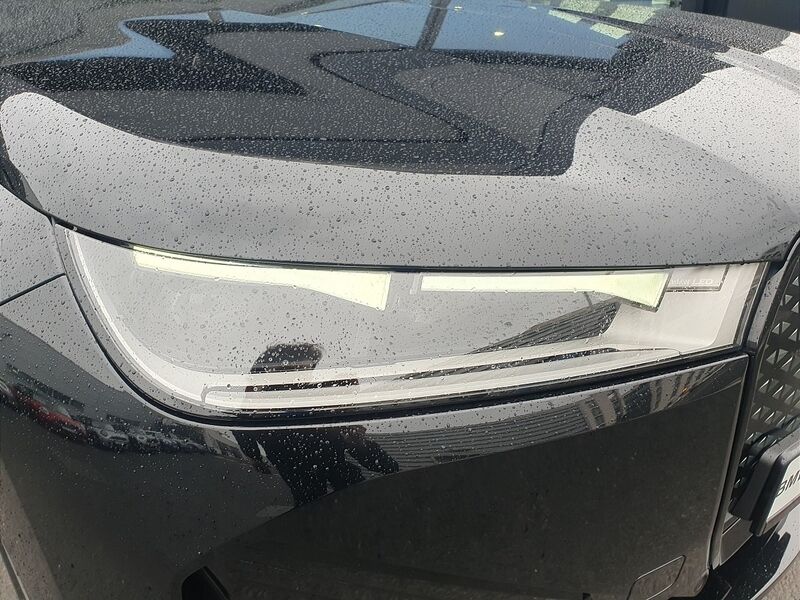 More views of BMW iX