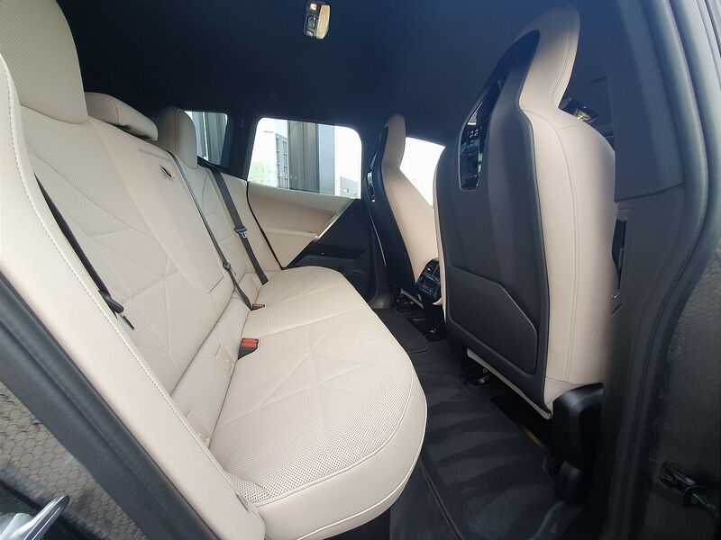 More views of BMW iX