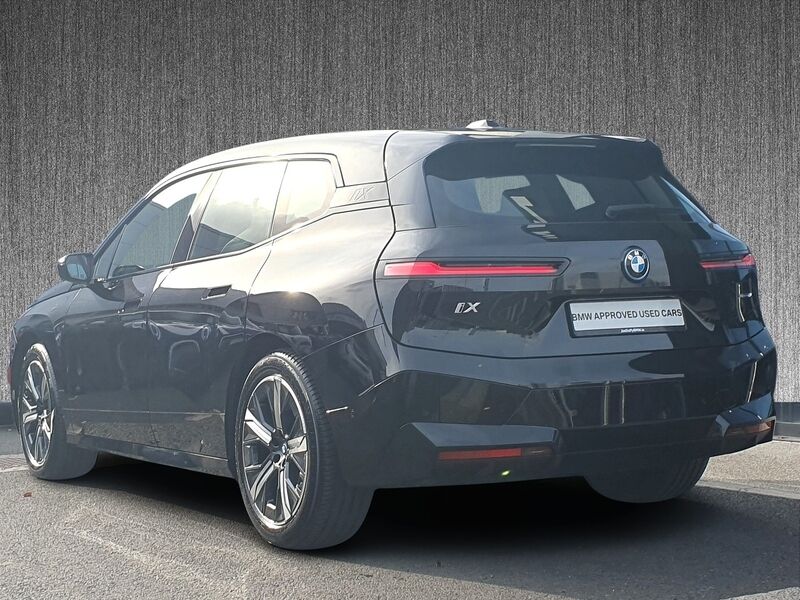 More views of BMW iX