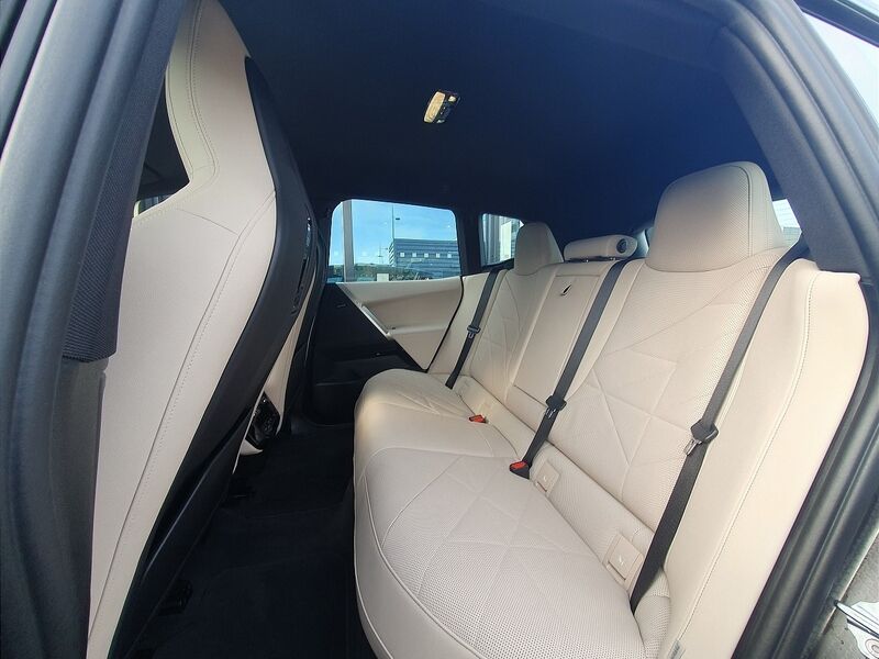 More views of BMW iX