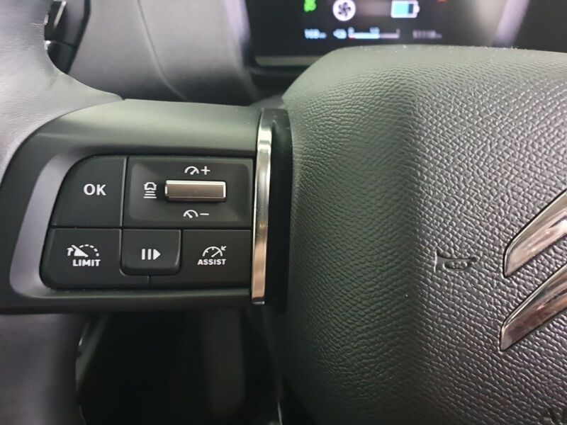 More views of Citroen e-C4