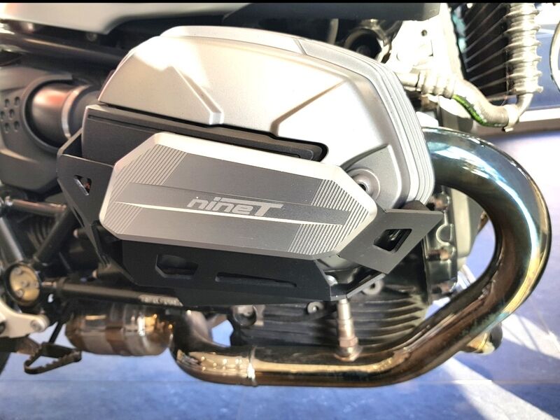 More views of BMW R Nine T