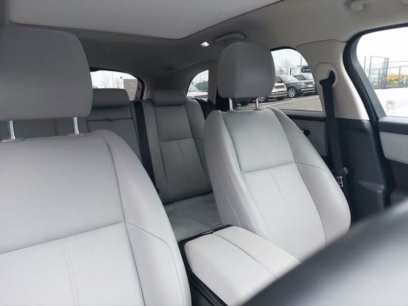 More views of Land Rover Range Rover Velar