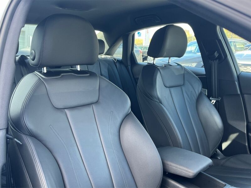 More views of Audi A4