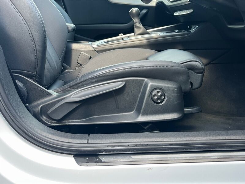 More views of Audi A4