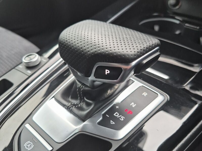 More views of Audi A4