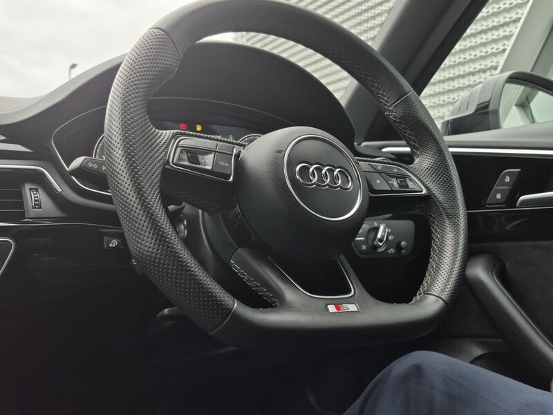 More views of Audi A4