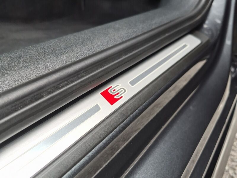 More views of Audi A4