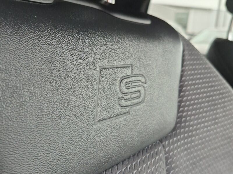 More views of Audi A4