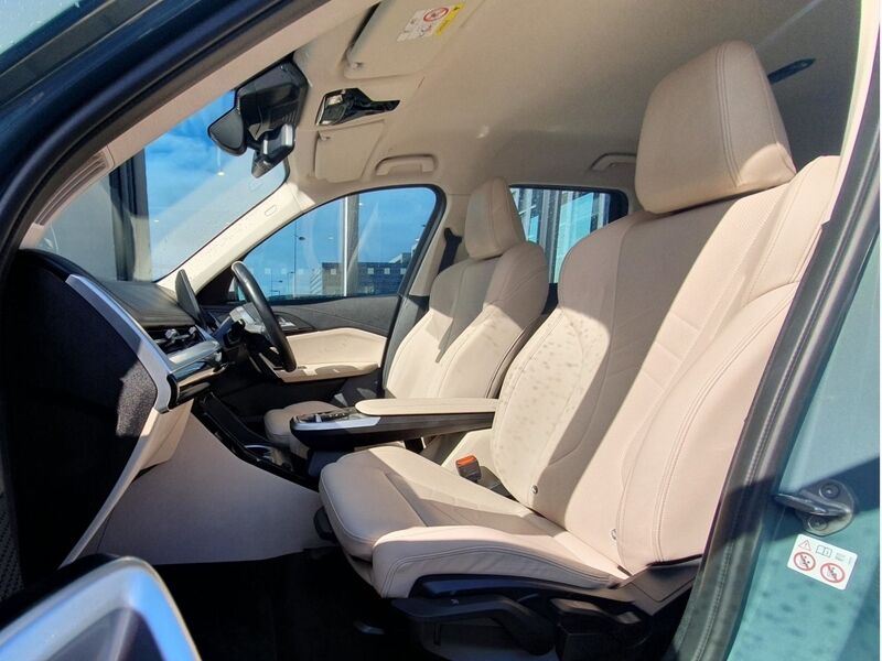 More views of BMW X1