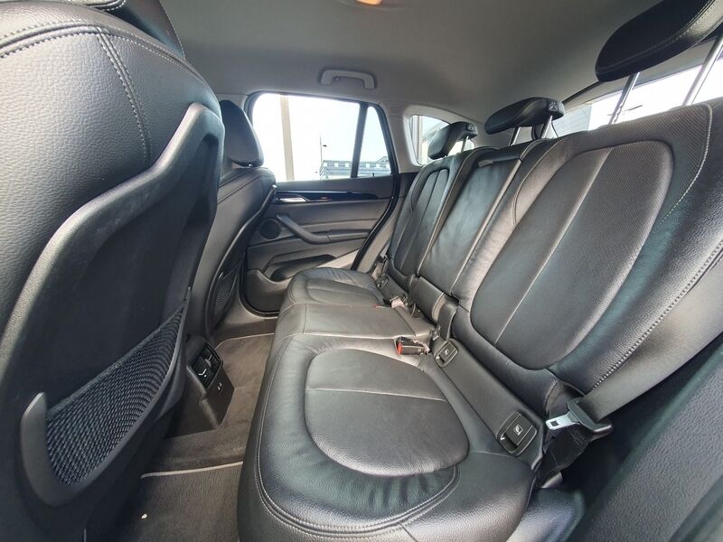 More views of BMW X1