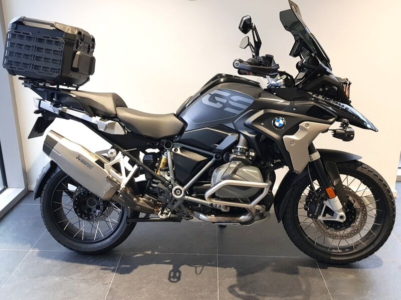 More views of BMW R 1250