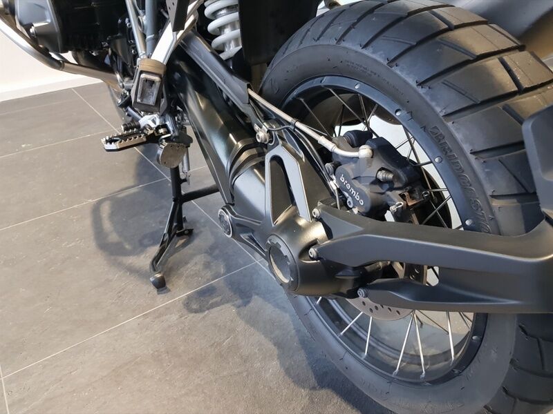 More views of BMW R 1250