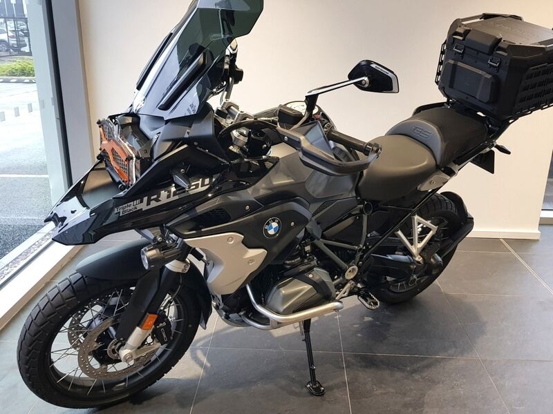 More views of BMW R 1250