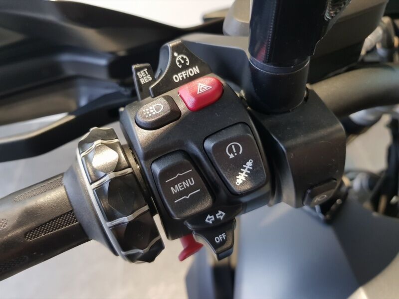 More views of BMW R 1250