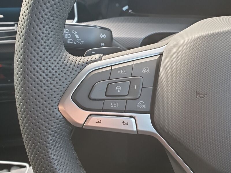 More views of Volkswagen Golf