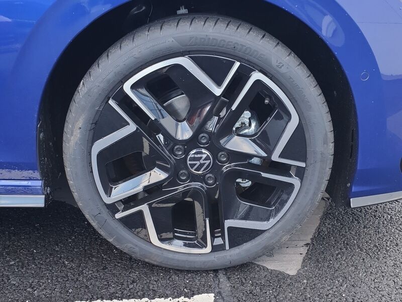 More views of Volkswagen Golf