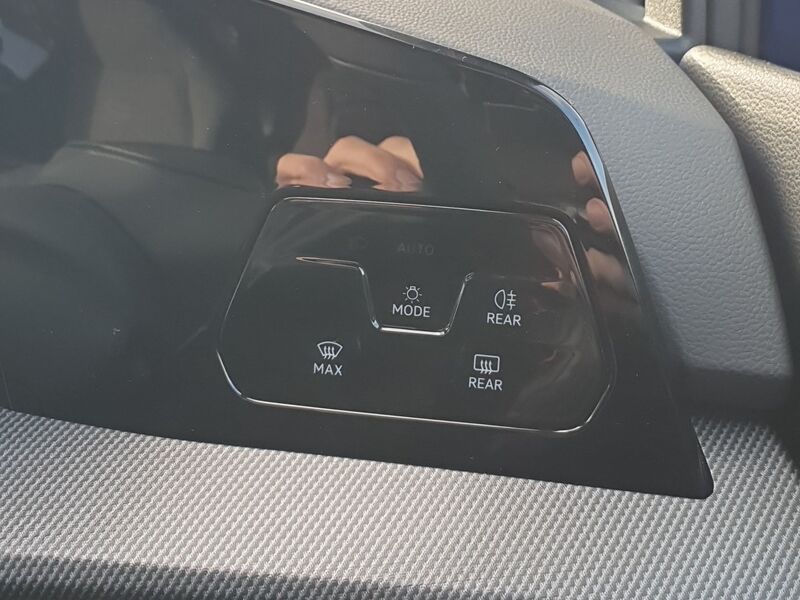 More views of Volkswagen Golf