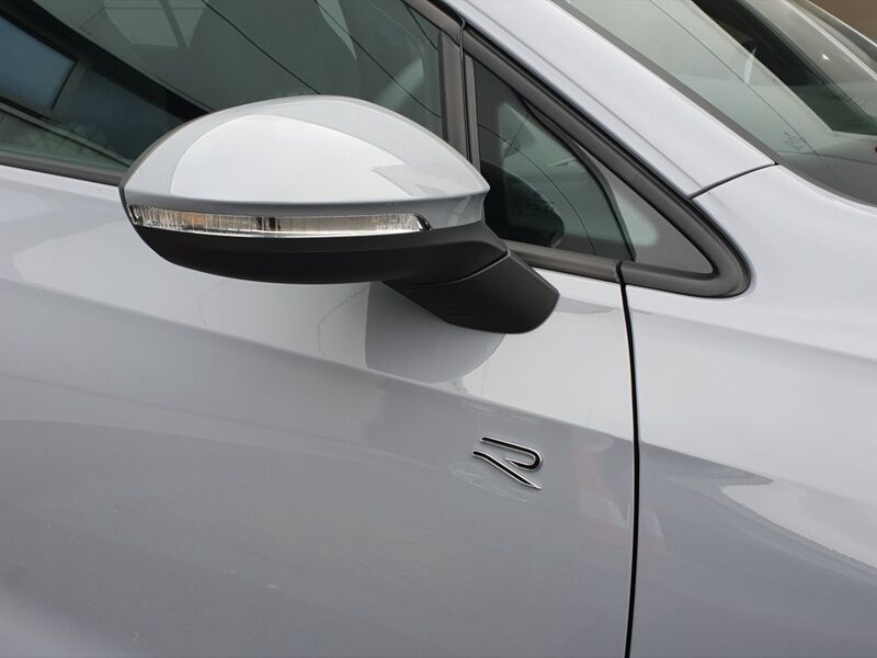 More views of Volkswagen Golf