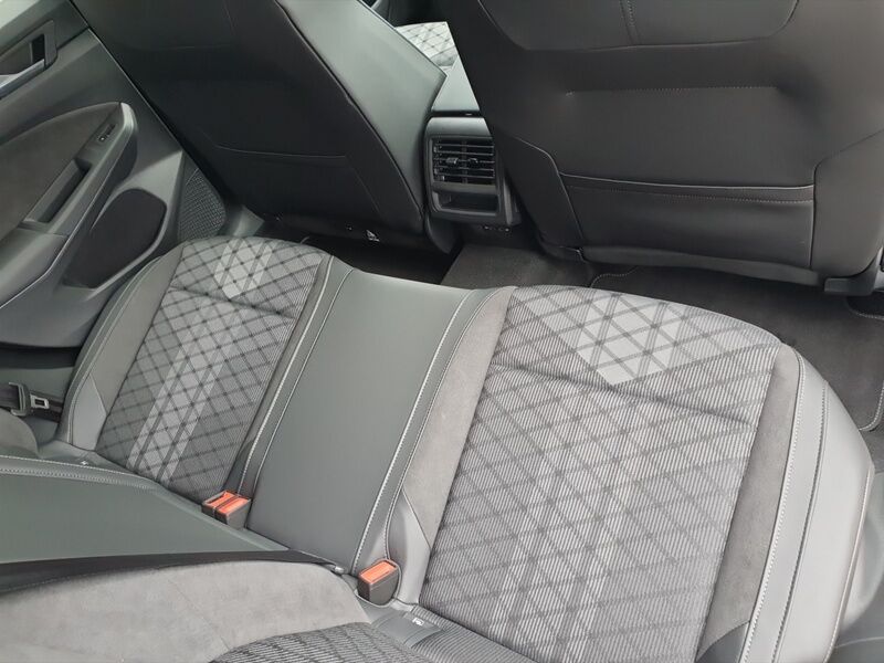 More views of Volkswagen Golf