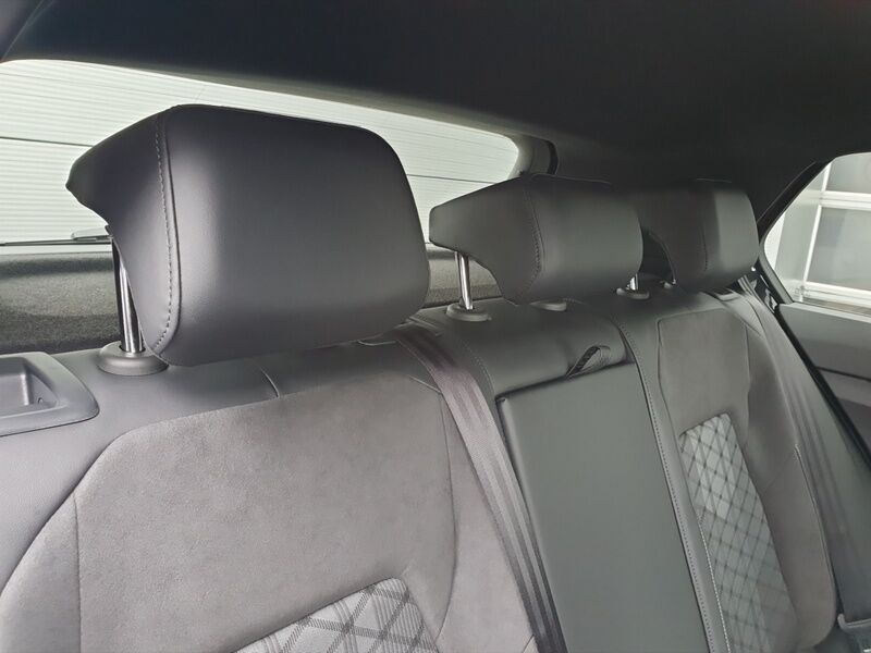 More views of Volkswagen Golf