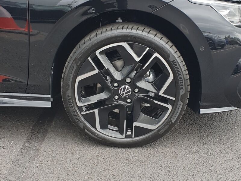 More views of Volkswagen Golf