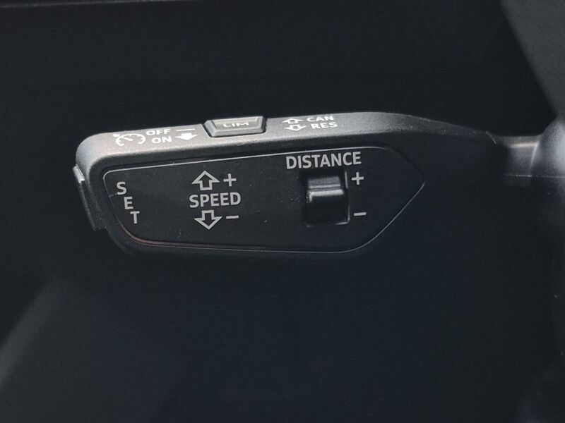 More views of Audi Q4 e-tron