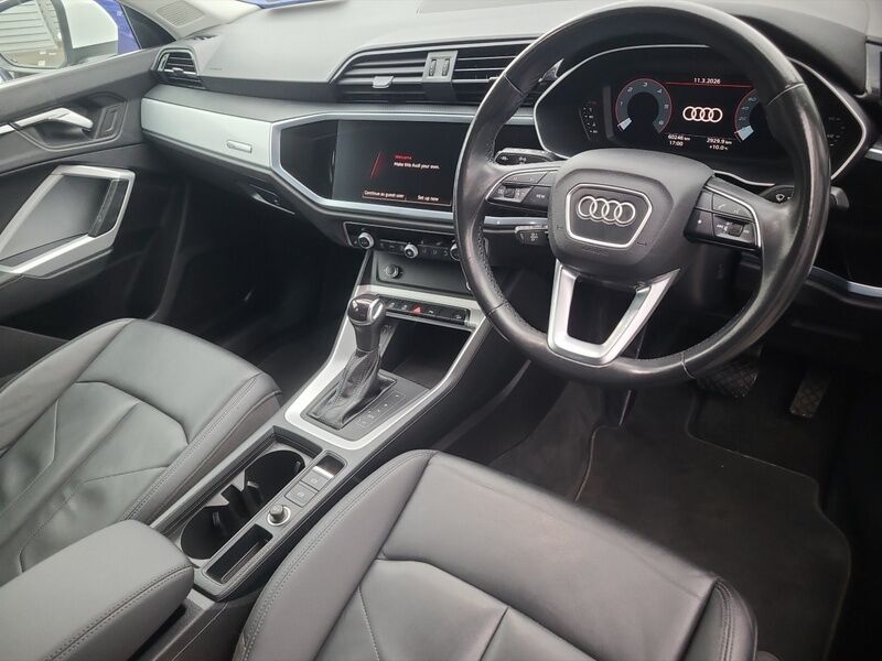 More views of Audi Q3