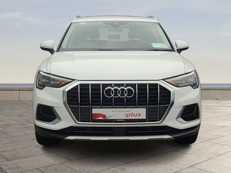 More views of Audi Q3
