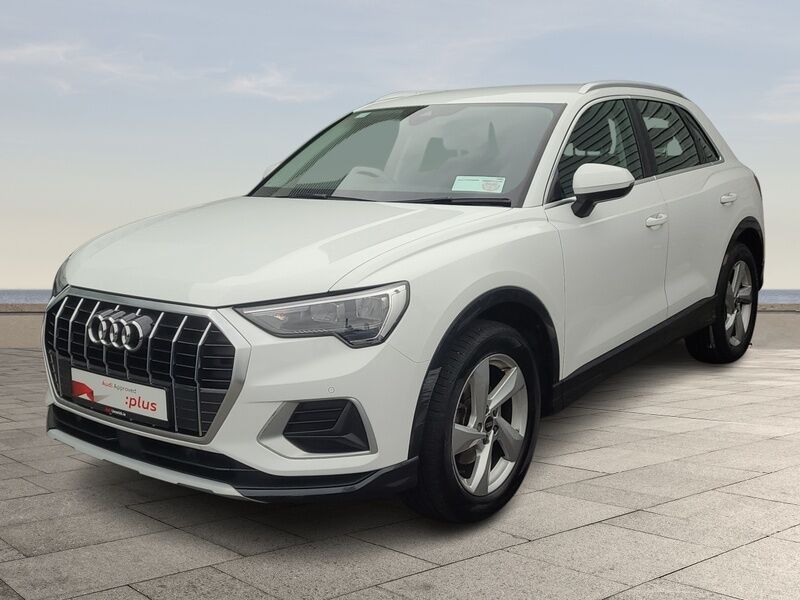 More views of Audi Q3
